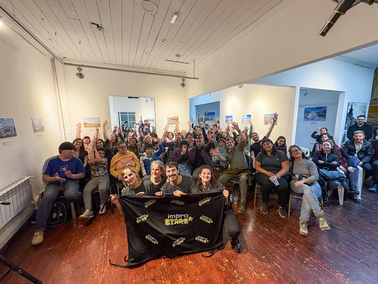 El &#8220;Show Impro Stars&#8221; brilló en la Antigua Casa Beban