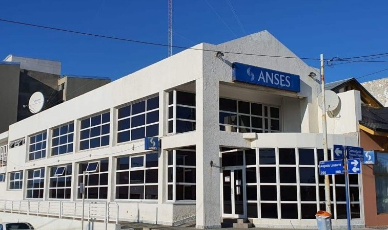 Jornada de orientación para adultos mayores: ayuda en trámites de Migraciones y ANSES