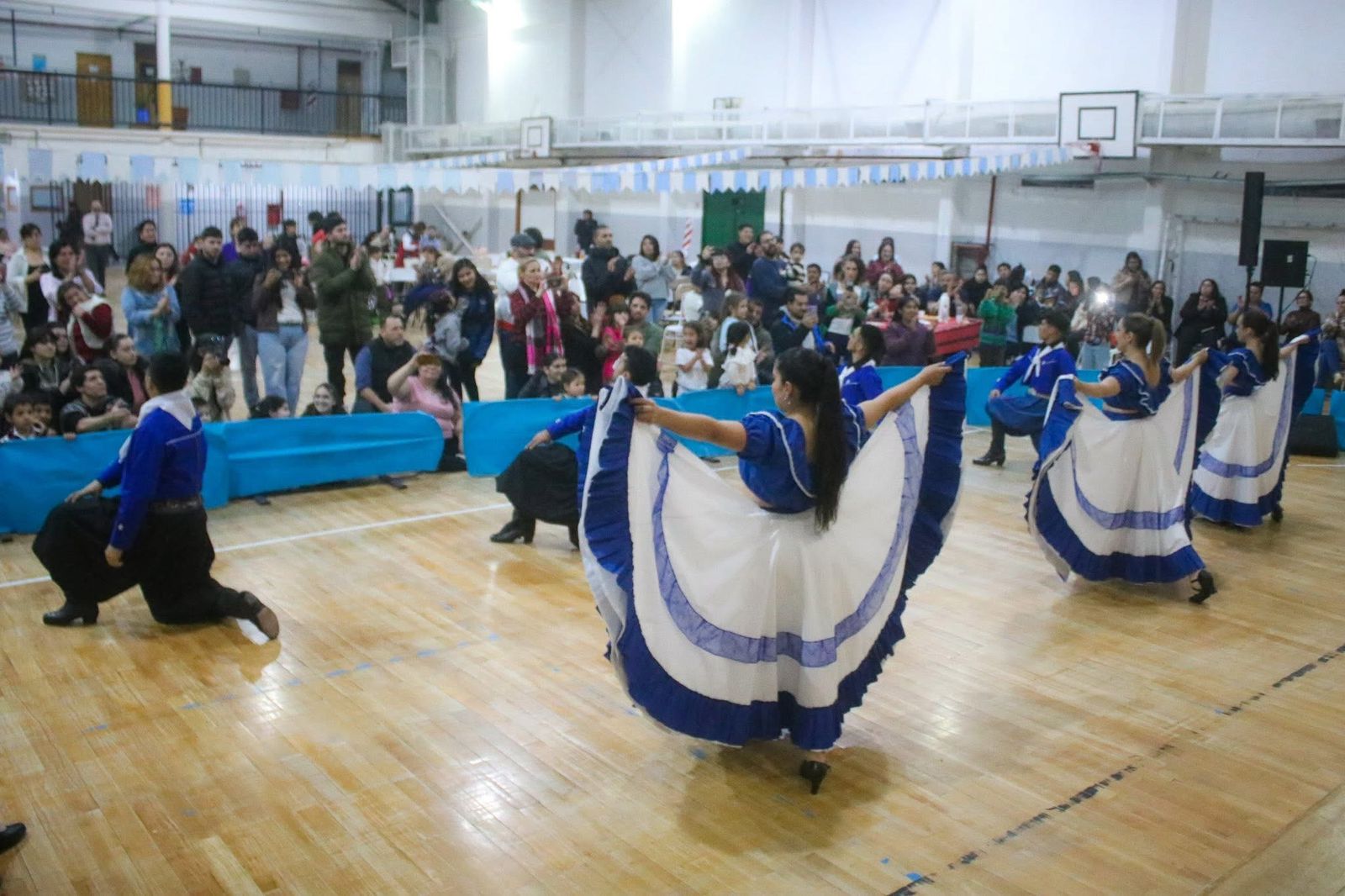 Tradición y comunidad en la Peña del 25 de Mayo en Tolhuin