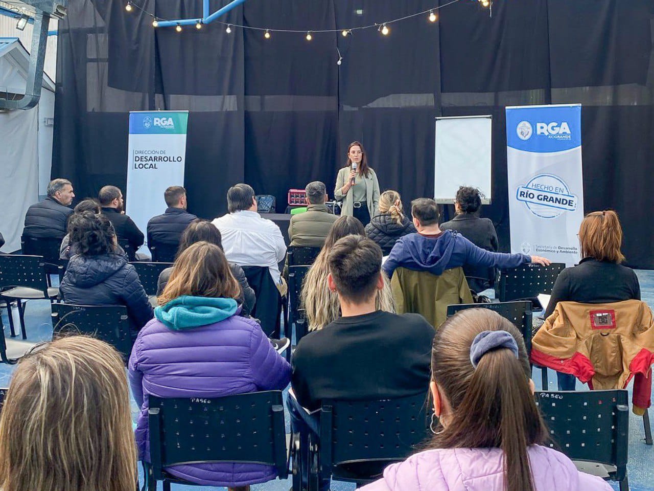 Cómo es el funcionamiento de la Escuela de Emprendedores