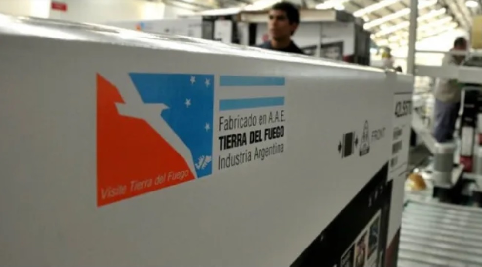 Gobernador Melella: &#8220;Es un duro golpe para la industria fueguina&#8221;