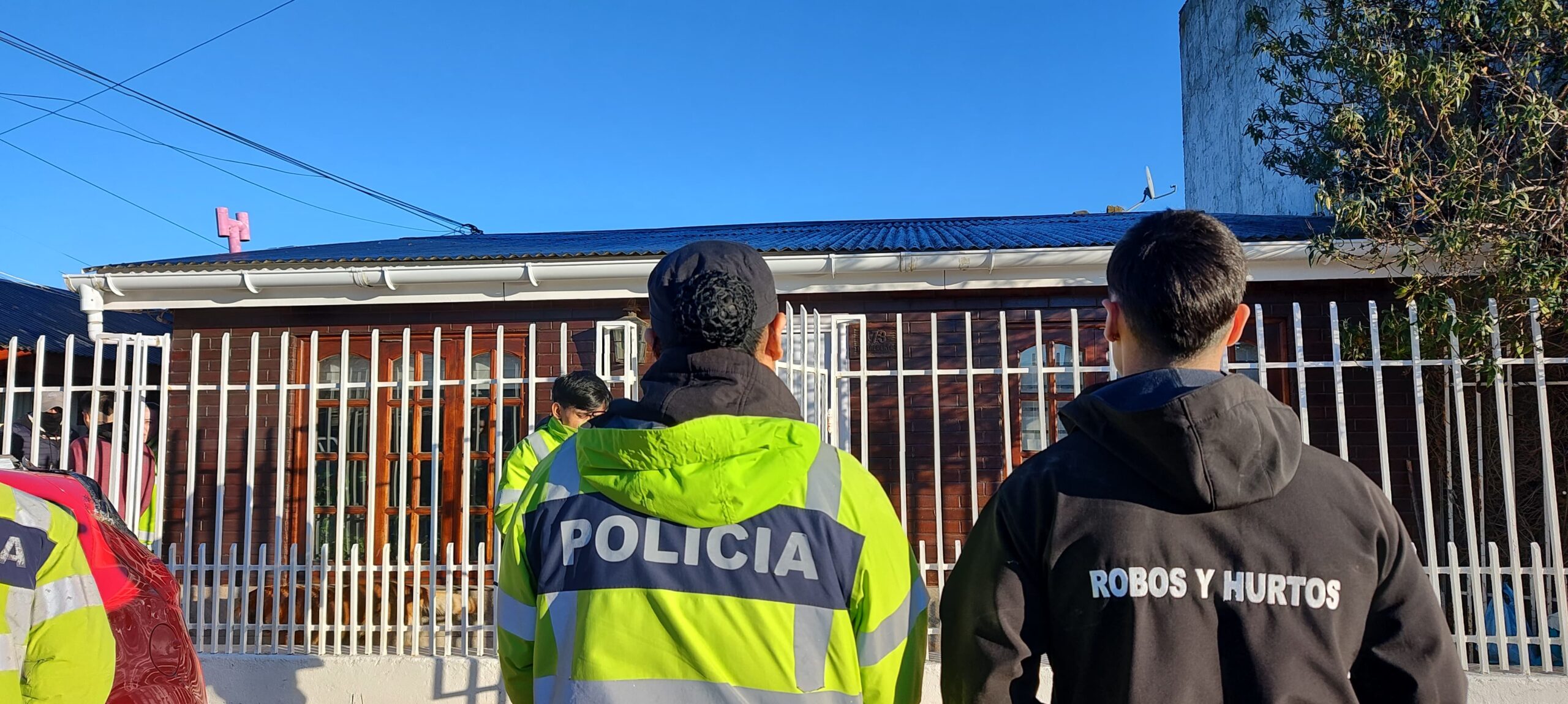 La Policía recuperó mercadería robada de un restaurante y realizó dos allanamientos en Río Grande