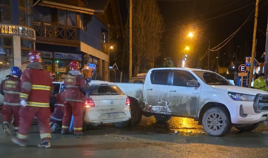 Dos heridos en un violento choque ocurrido en Ushuaia