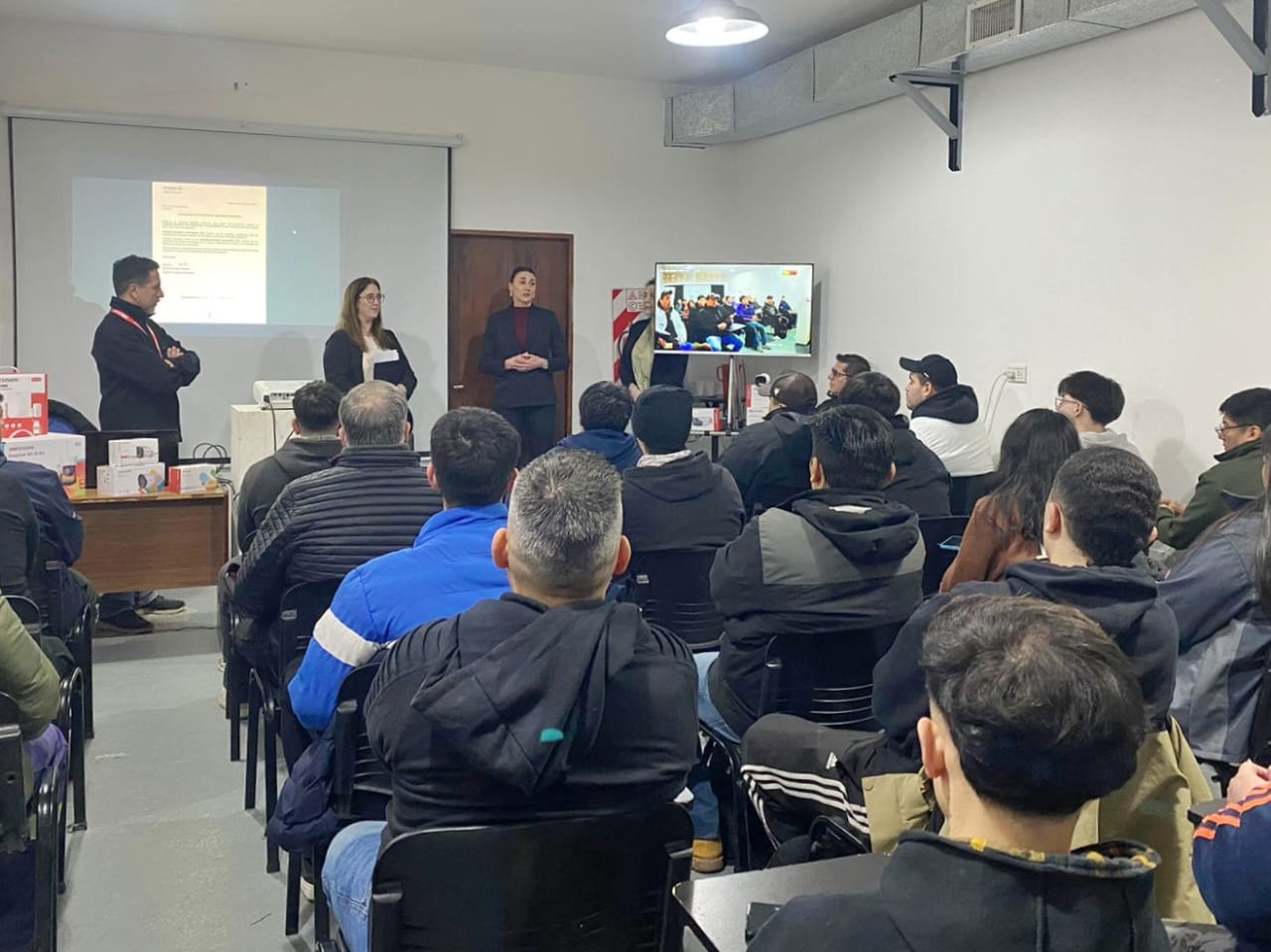 Inició el curso de &#8220;Instalación y Operación de Cámaras de Seguridad&#8221;