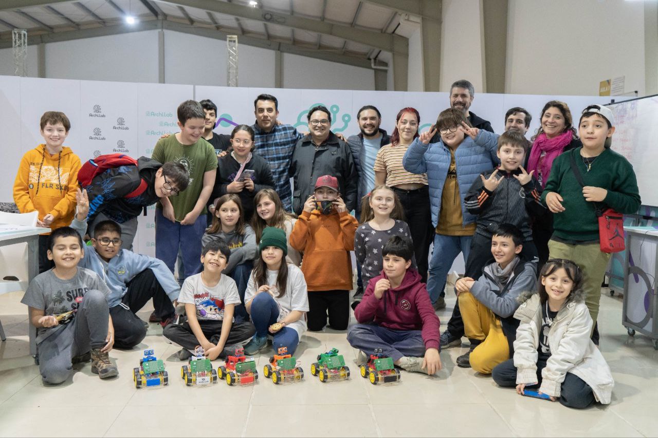 Archi-Innova: Finalizó la primera semana de Colonias Tecnológicas en Ushuaia
