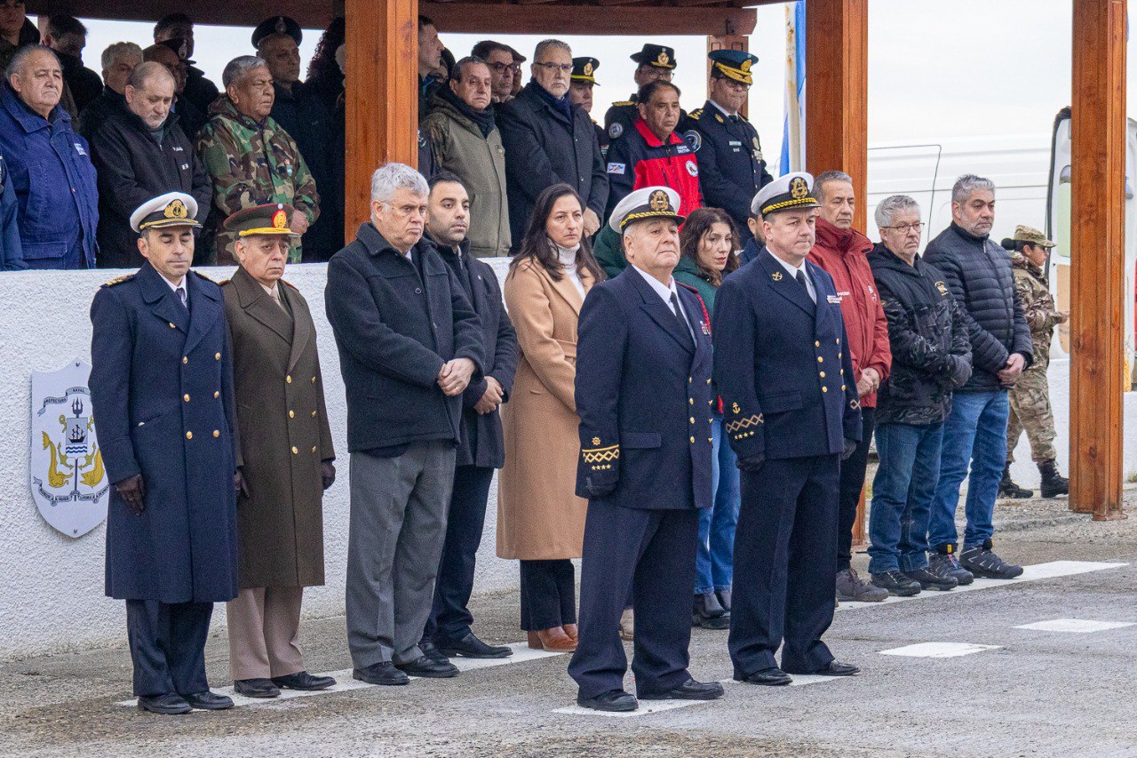 Acto por el 215° aniversario de la Prefectura Naval