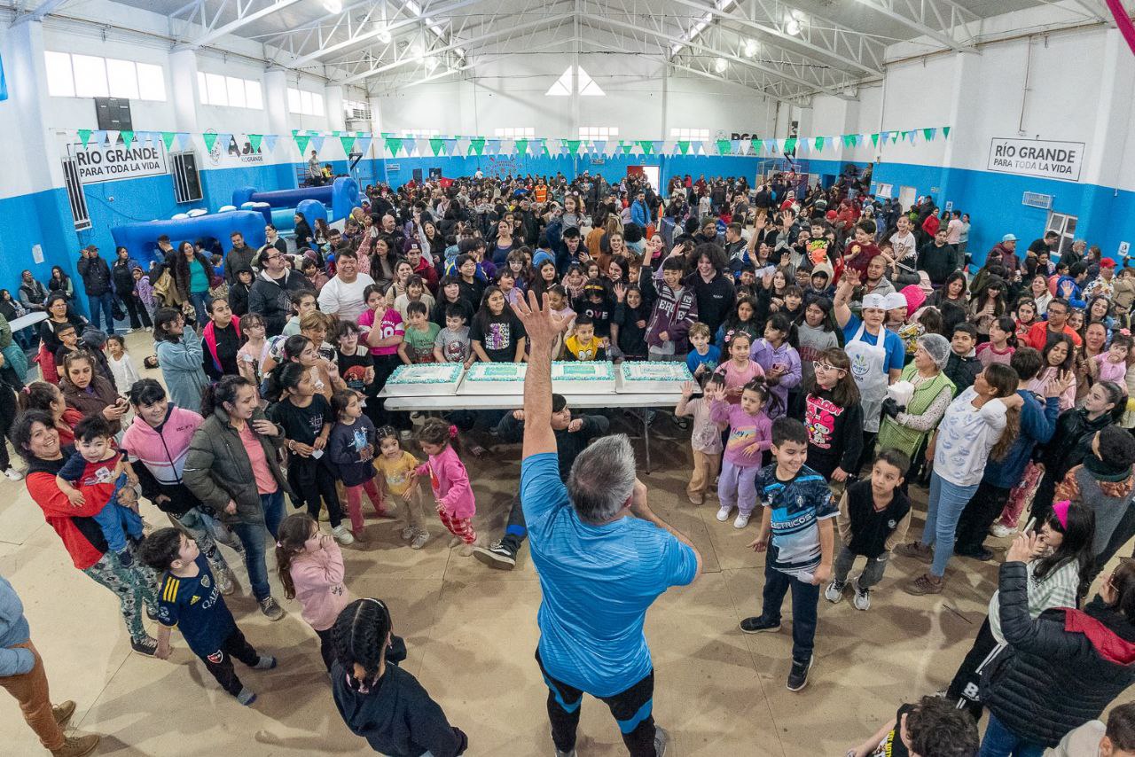 Cientos de niños y niñas celebraron su día con &#8220;Diversión en Grande&#8221;