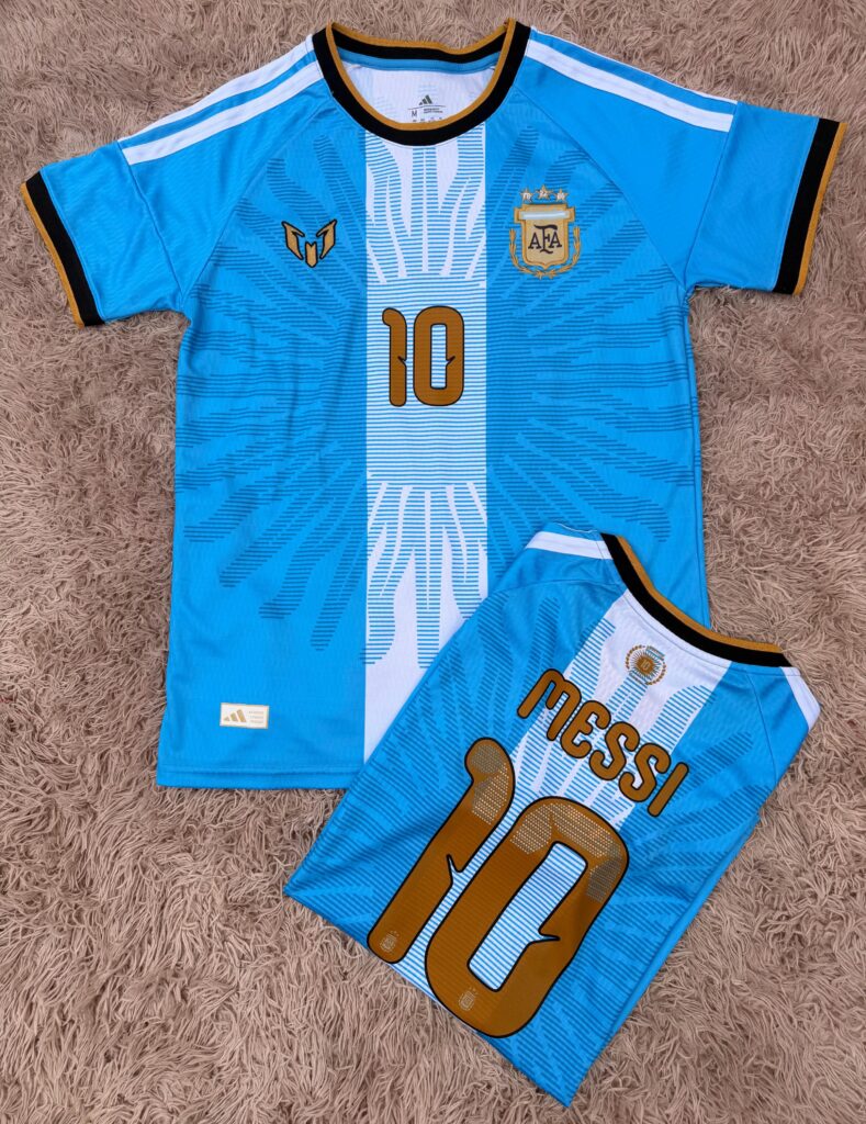 Llegó a Viceversa la camiseta exclusiva de la despedida de Lionel Messi